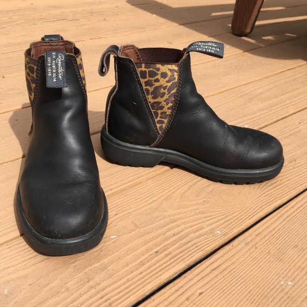 Rossi Boots barely worn with leopard print